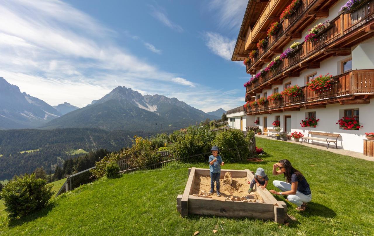 Vila Egarterhof San Candido Exteriér fotografie