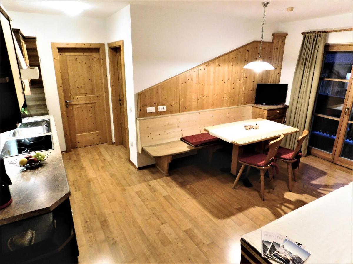 Vila Egarterhof San Candido Exteriér fotografie